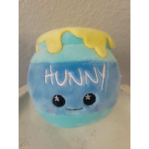Rare Disney Parks Wishables Winnie The Pooh Hunny Pot Wishable